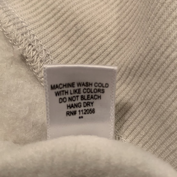 Judith March Women Big Smiles Sequins Pullover - Picture 11 of 12